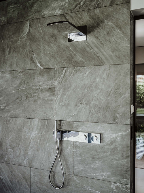 Referenz EFH Wohlen Badezimmer Schwimmbad