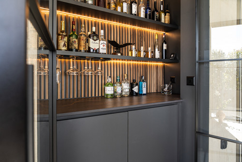 Referenz Abdeckung Dekton bei Outdoor-Bar