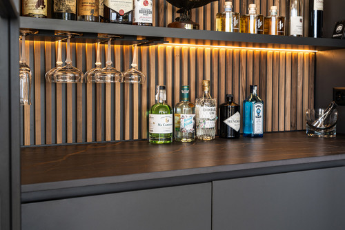 Referenz Abdeckung Dekton bei Outdoor-Bar