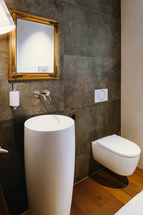 Referenz Lugnorre EFH Dusche + Toilette