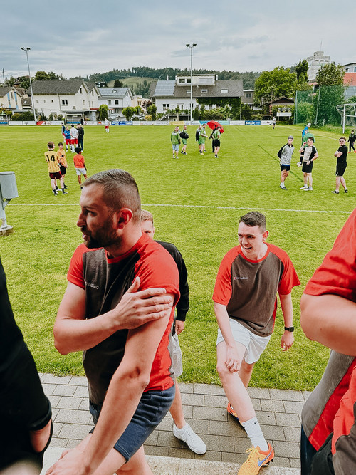 Dorfturnier FC Zell Teilnahme Marmobisa Team