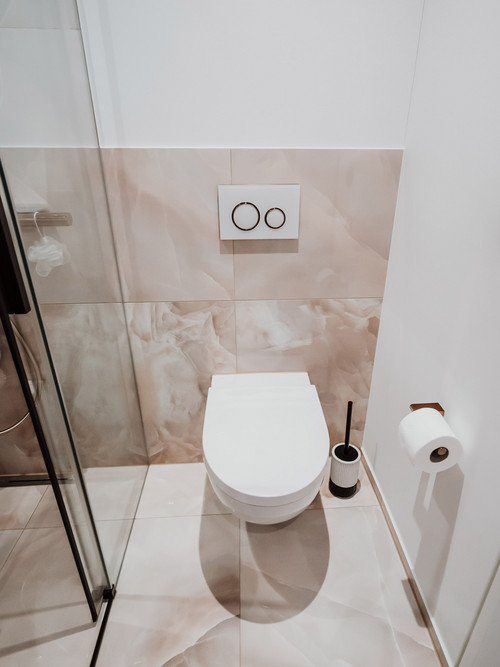 Referenz EFH Wohlen Neubau Badezimmer Zimmer 01