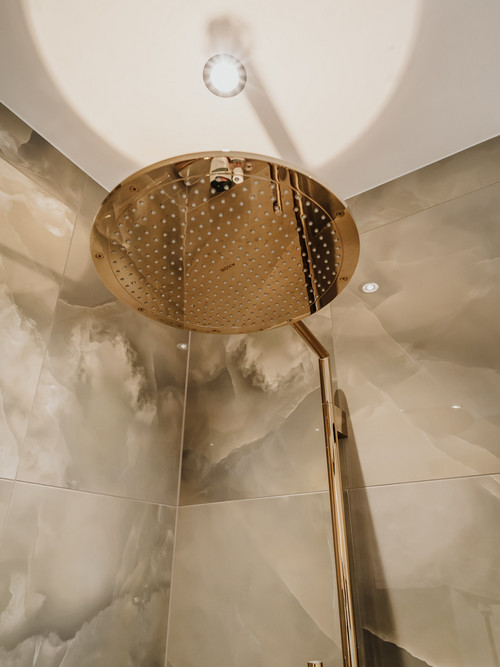 Referenz EFH Wohlen Badezimmer Zimmer 02